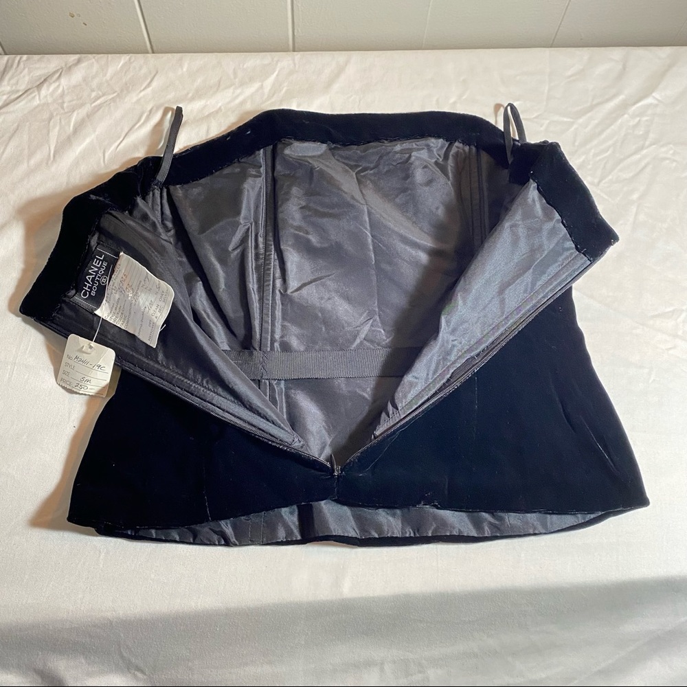 Rare Chanel Black Velvet Corset Bustier so Fr38